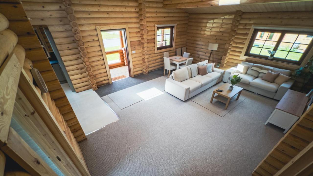 Aspen Lodge, Amazing New Log Cabin With Hot Tub - Sleeps 6 - Felmoor Park موربيث المظهر الخارجي الصورة