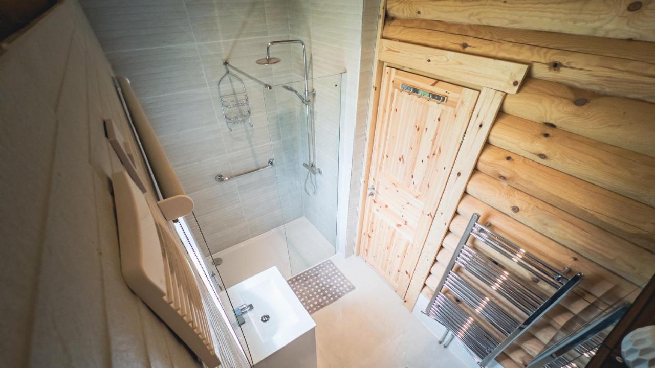 Aspen Lodge, Amazing New Log Cabin With Hot Tub - Sleeps 6 - Felmoor Park موربيث المظهر الخارجي الصورة