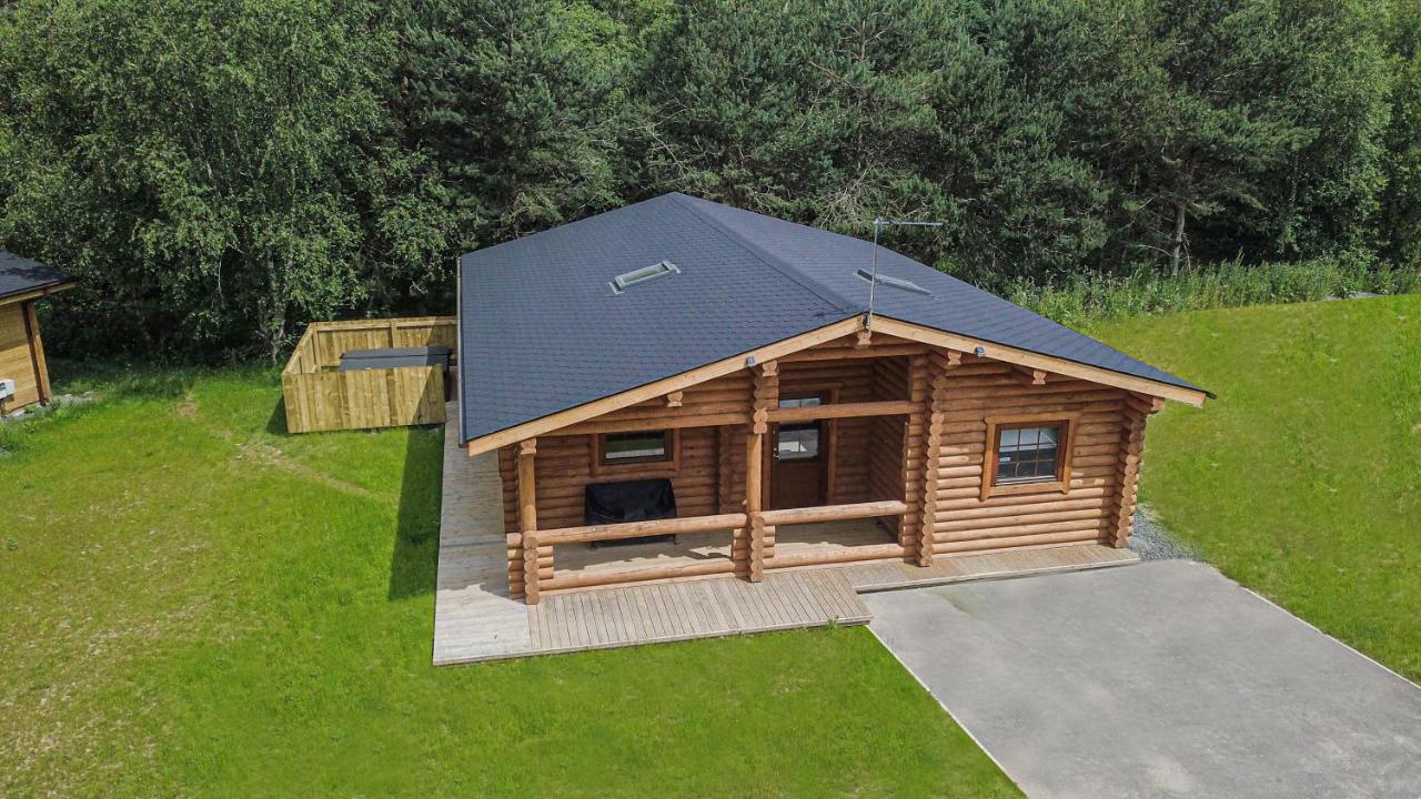 Aspen Lodge, Amazing New Log Cabin With Hot Tub - Sleeps 6 - Felmoor Park موربيث المظهر الخارجي الصورة