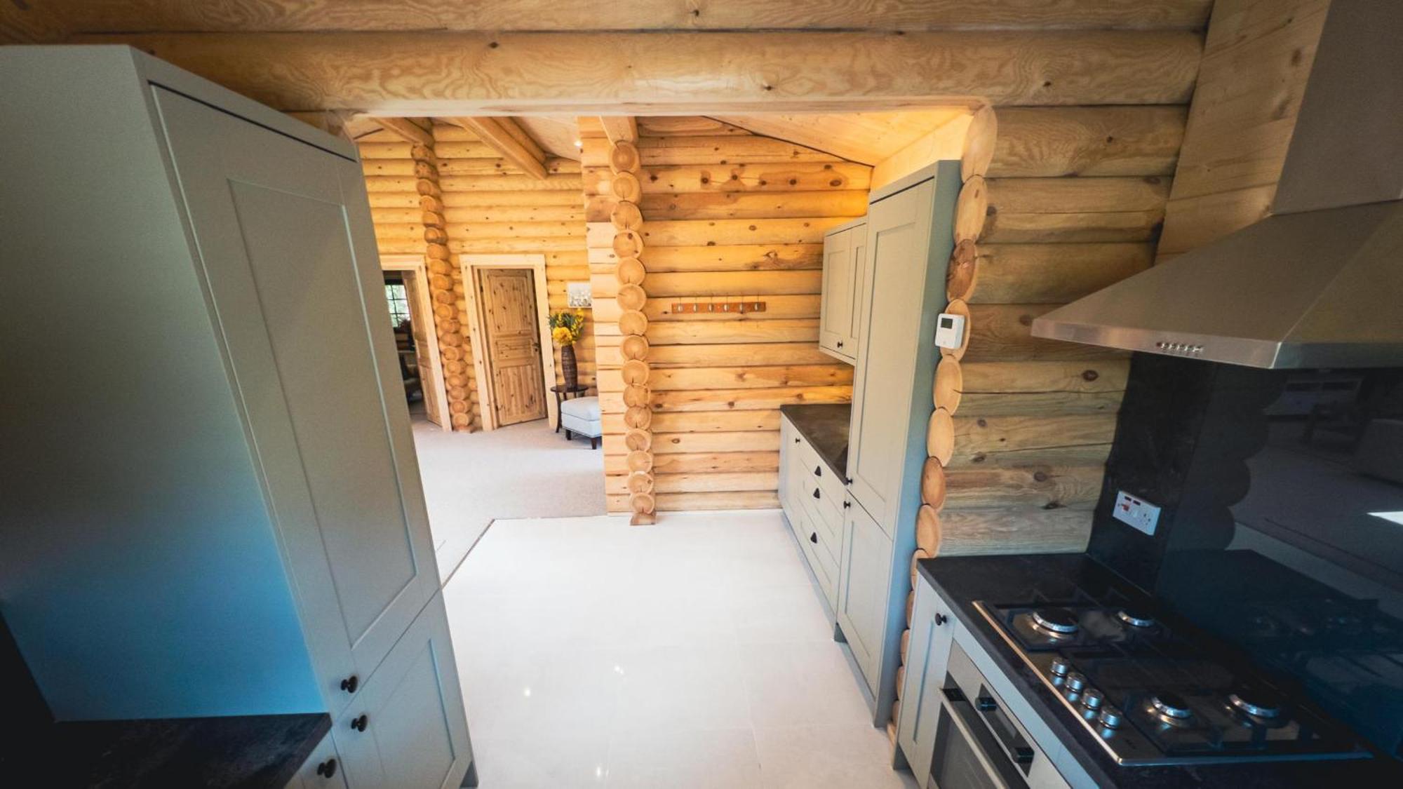 Aspen Lodge, Amazing New Log Cabin With Hot Tub - Sleeps 6 - Felmoor Park موربيث الغرفة الصورة