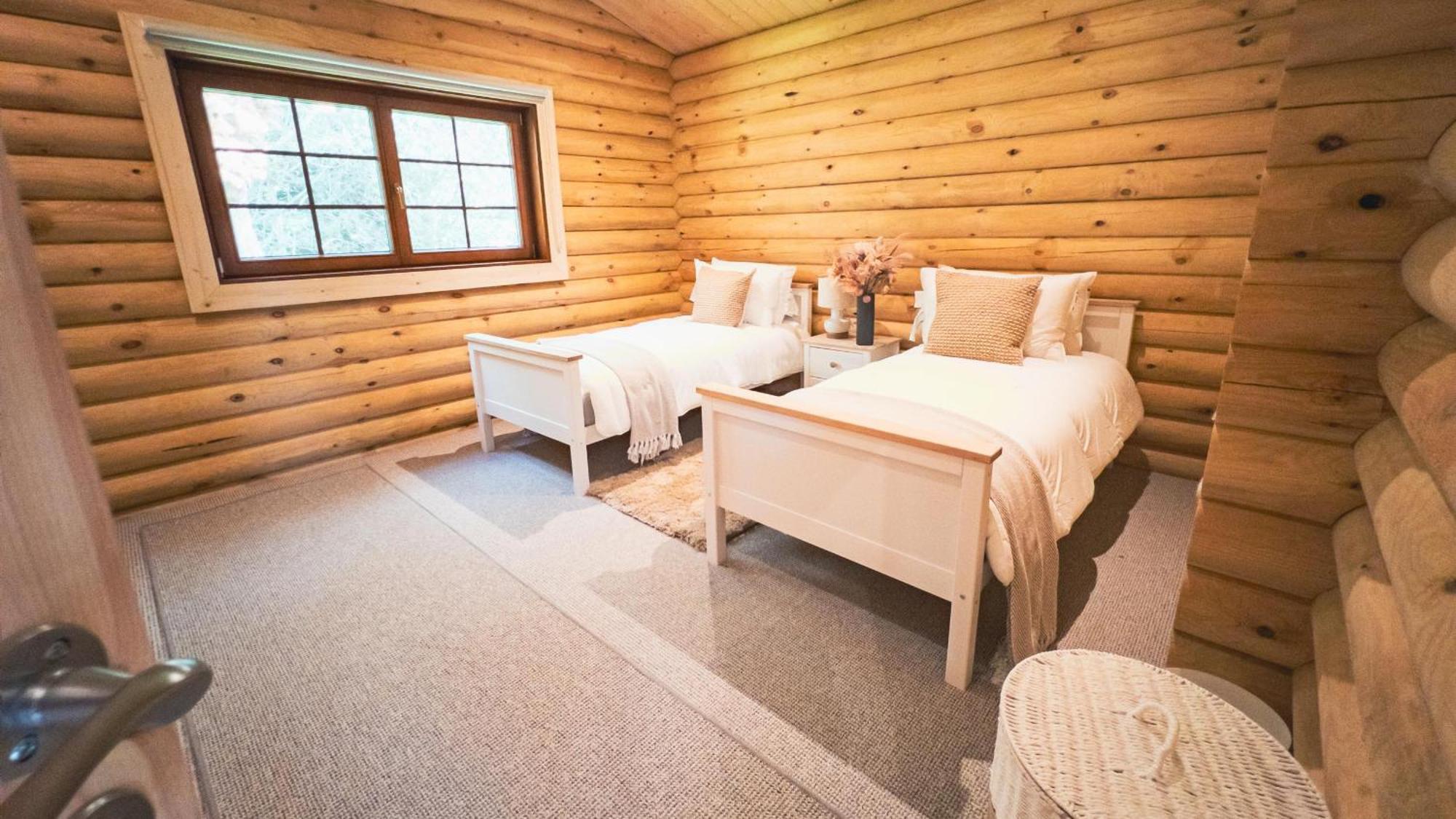 Aspen Lodge, Amazing New Log Cabin With Hot Tub - Sleeps 6 - Felmoor Park موربيث الغرفة الصورة